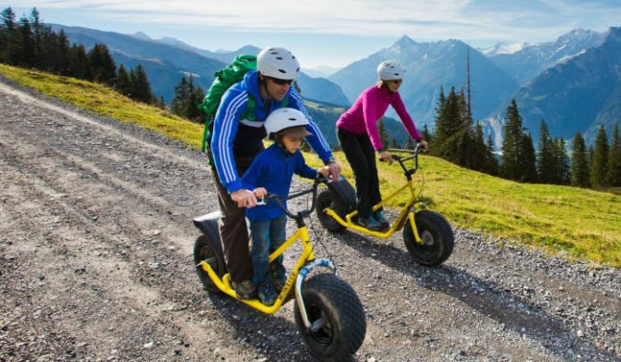 Monster Scooter Tour, Interlaken